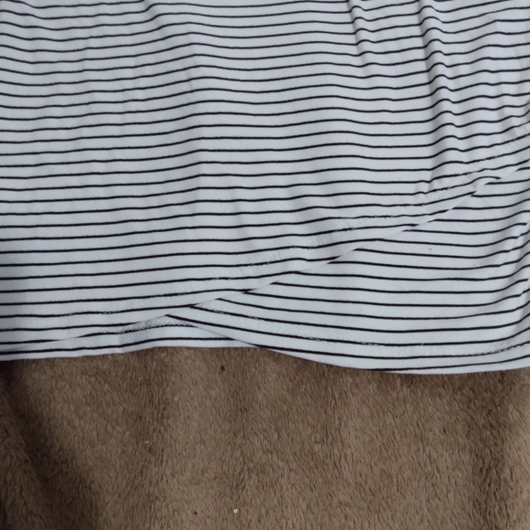 3/$15 stripped tank - Picture 4 of 4